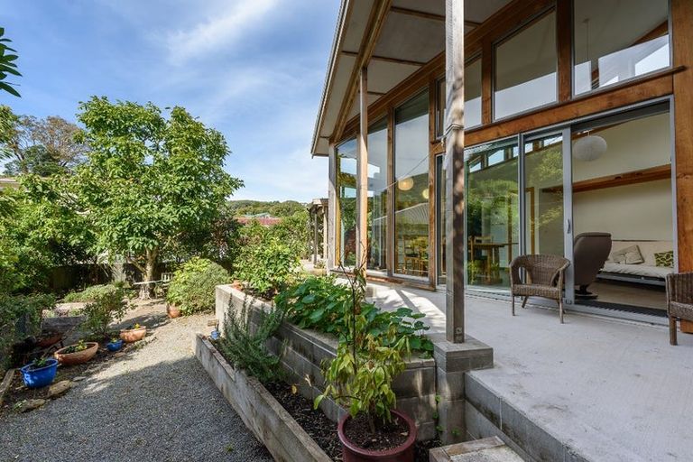 Photo of property in 8 Awarua Street, Ngaio, Wellington, 6035