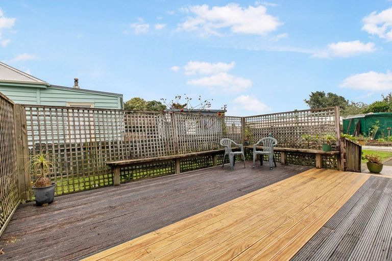 Photo of property in 1 James Bright Lane, Waiuku, 2123