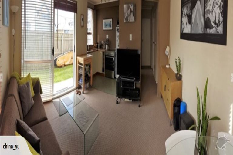 Photo of property in 102u1 Lyall Parade, Lyall Bay, Wellington, 6022