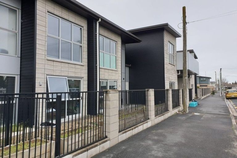 Photo of property in 3/100 Knighton Road, Hillcrest, Hamilton, 3216