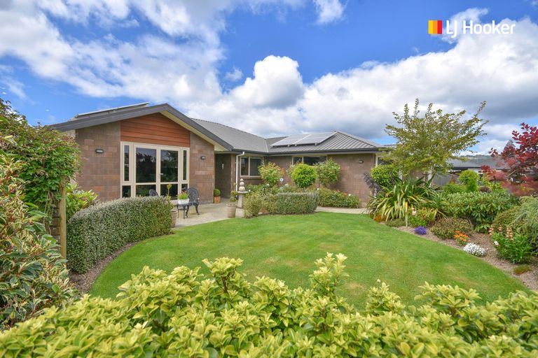 Photo of property in 10 Harley Lane, Mosgiel, 9024