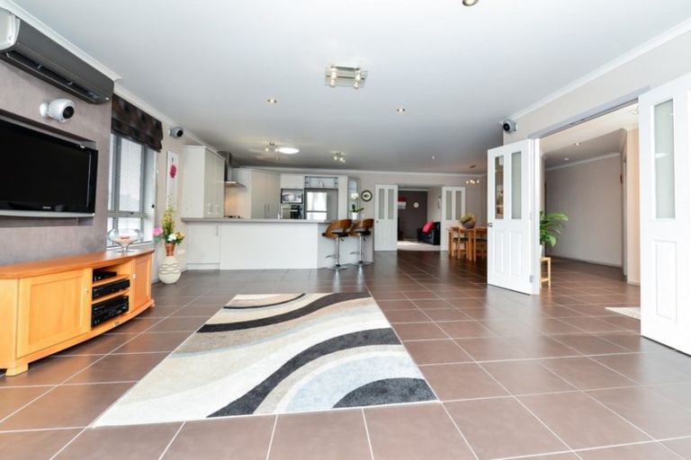 Photo of property in 5 Hadrians Way, Nawton, Hamilton, 3200