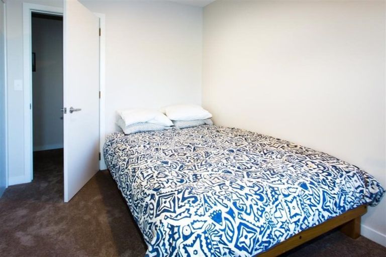 Photo of property in 92 Lismore Street, Wanaka, 9305