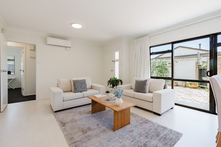 Photo of property in 10c Frances Street, Hamilton East, Hamilton, 3216