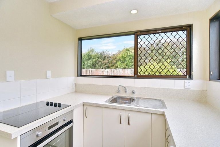 Photo of property in 39 Marlene Street, Casebrook, Christchurch, 8051