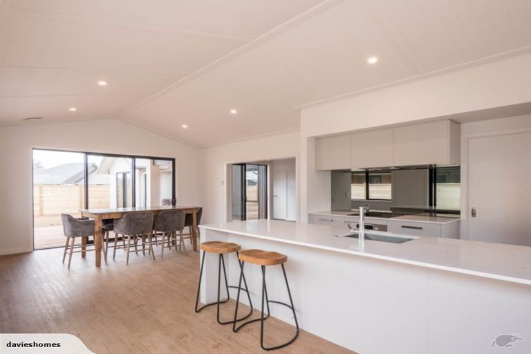 Photo of property in 7 Lewis Way, Cambridge, 3434