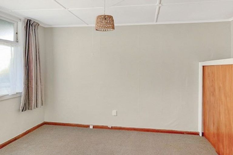 Photo of property in 46 Pratt Avenue, Foxton Beach, Foxton, 4815