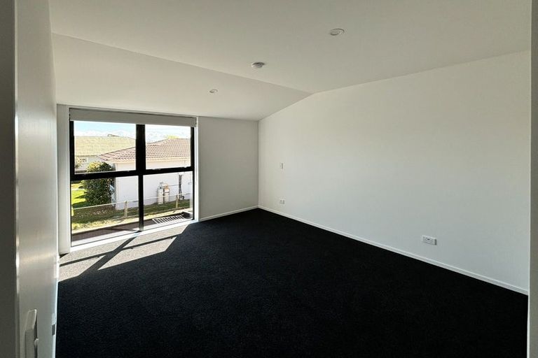 Photo of property in 2/218 Lyttelton Street, Spreydon, Christchurch, 8024