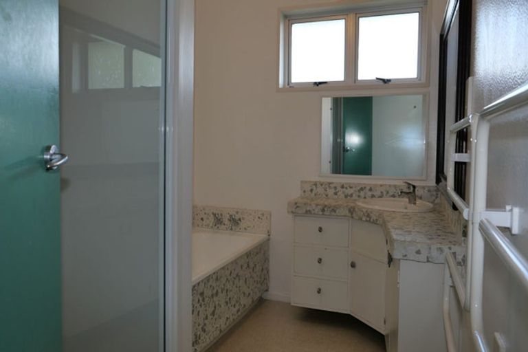 Photo of property in 105 Rosetta Road, Raumati South, Paraparaumu, 5032