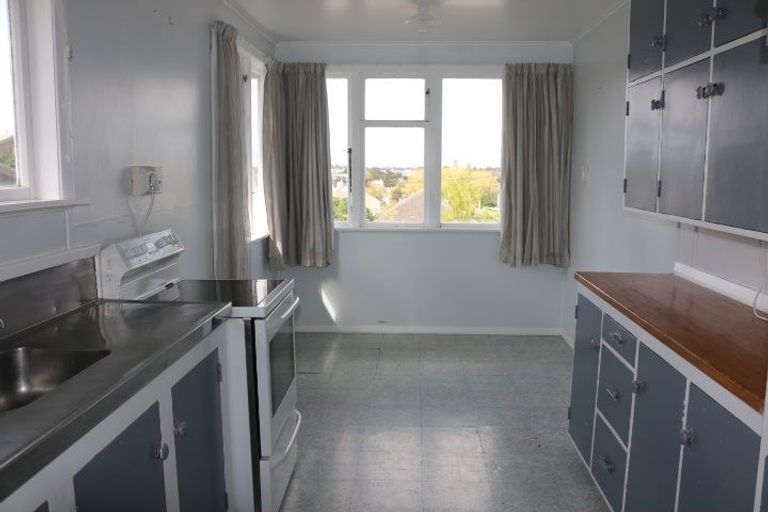 Photo of property in 16 Wellesley Street, Feilding, 4702