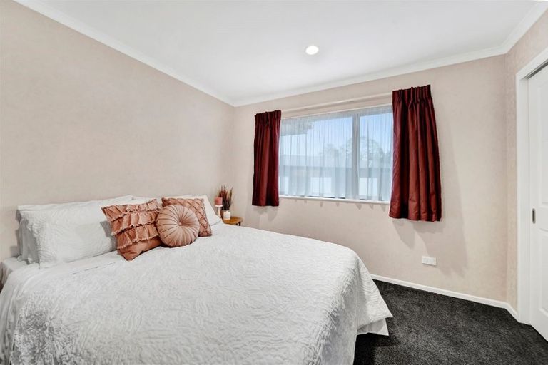 Photo of property in 121 Mercade Close, Stratford, 4332