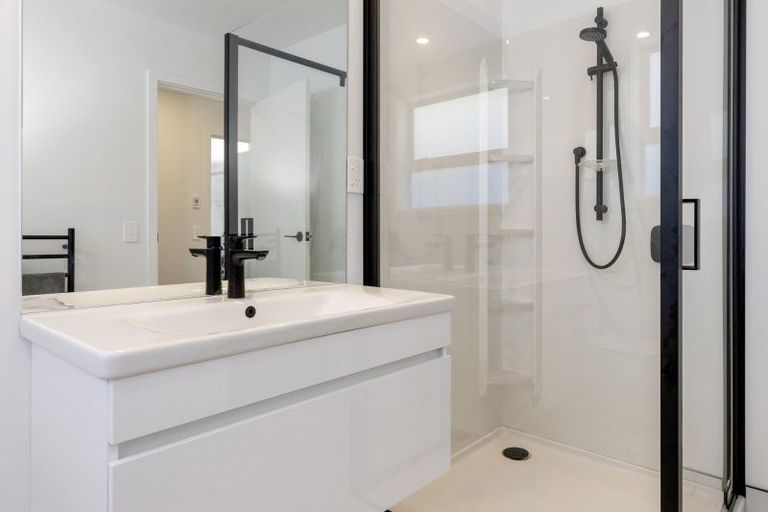 Photo of property in 40 Maru Terrace, Wharewaka, Taupo, 3330