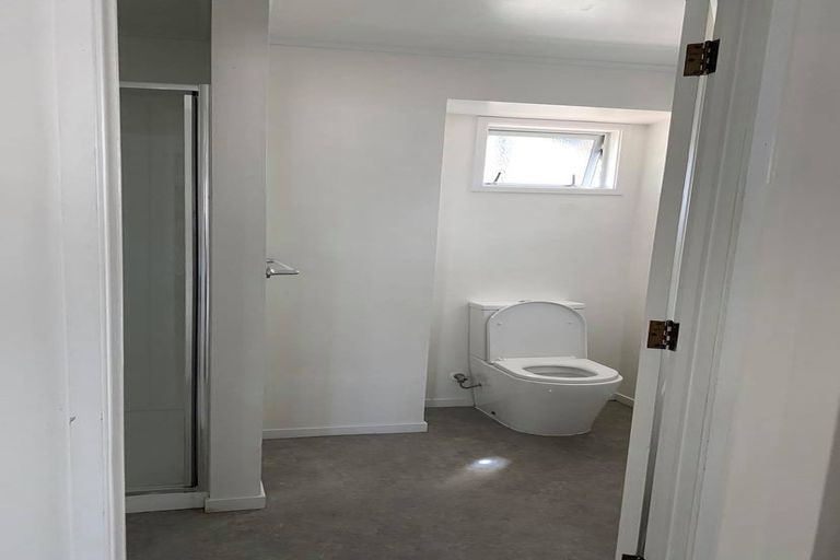Photo of property in 72a Borich Road, Sunnyvale, Auckland, 0612