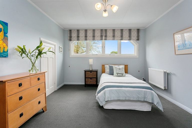 Photo of property in 96 Hall Street, Cambridge, 3434