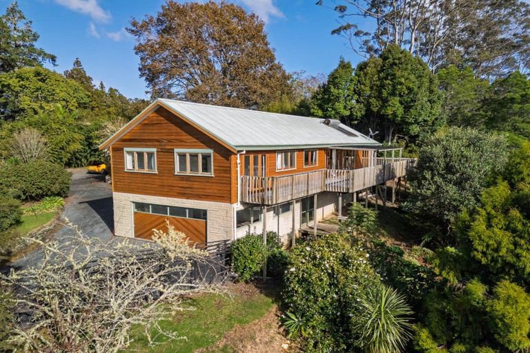 Photo of property in 646 Puketona Road, Haruru, 0204