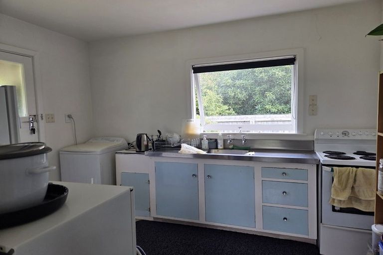 Photo of property in 64 Puriri Street, Riccarton, Christchurch, 8041