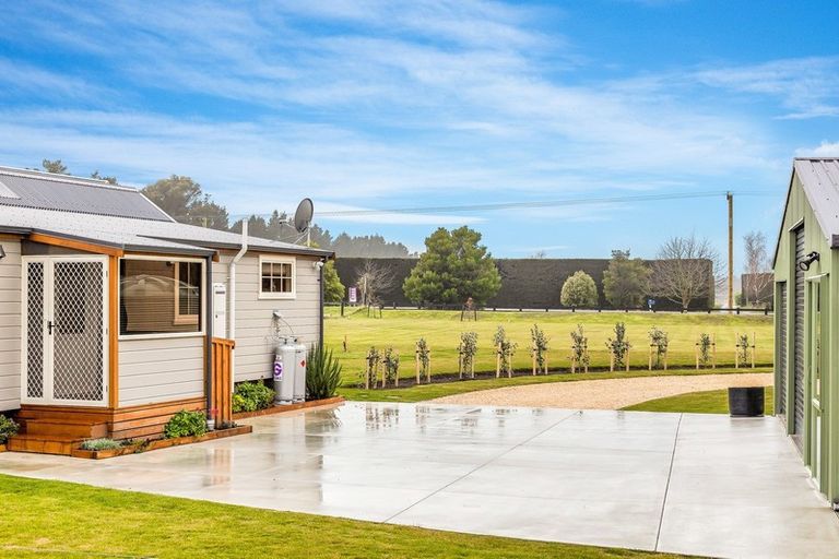 Photo of property in 3/3 Ashworths Road, Amberley, 7481