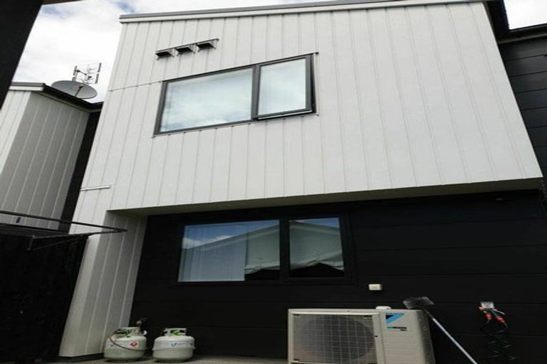 Photo of property in 24/1 Scott Road, Hobsonville, Auckland, 0616