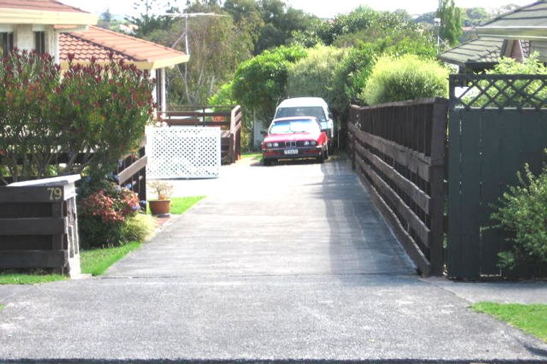 Photo of property in 2/79 Hutchinson Avenue, New Lynn, Auckland, 0600