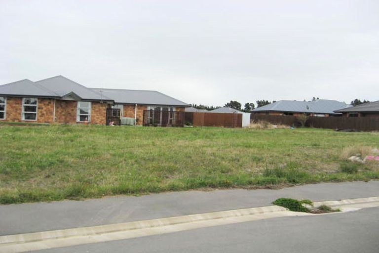 Photo of property in 1 Goldie Place, Rolleston, 7614