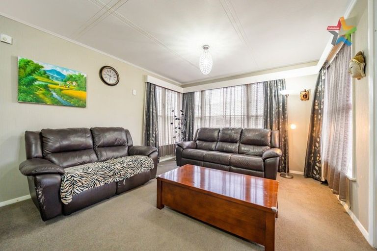 Photo of property in 5 Kowhai Street, Wainuiomata, Lower Hutt, 5014