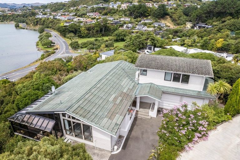 Photo of property in 178 Paremata Road, Paremata, Porirua, 5024