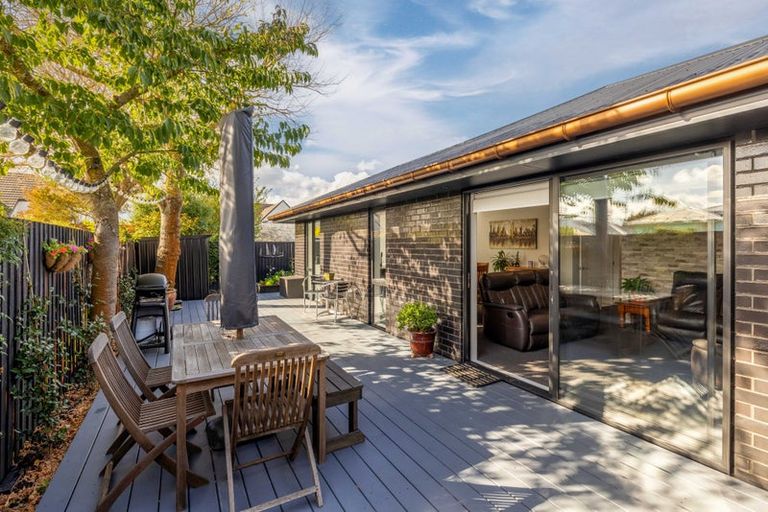 Photo of property in 1/157 Innes Road, St Albans, Christchurch, 8052