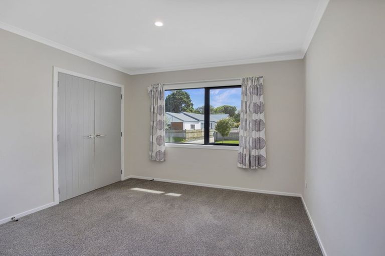 Photo of property in 2 Kingi Te Ahoaho Place, Otaki, 5512