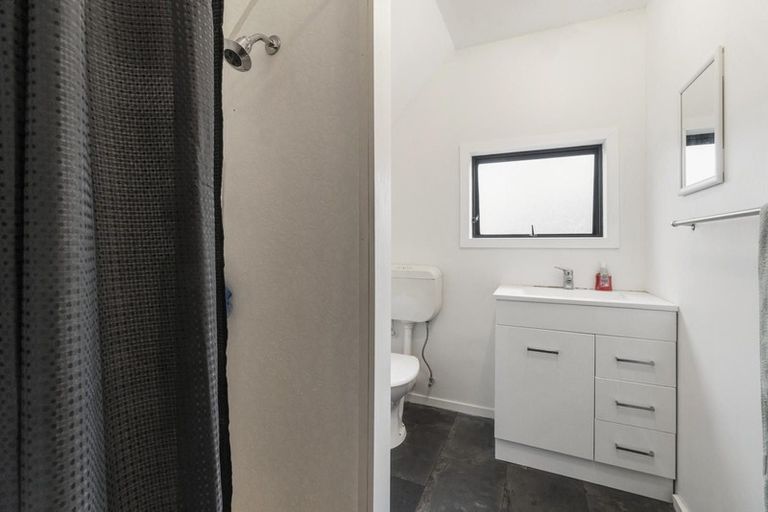 Photo of property in 4 Glenbury Place, Massey, Auckland, 0614