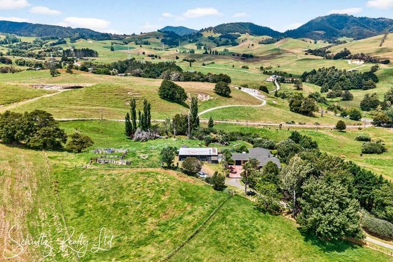 Photo of property in 218 State Highway 12, Brynderwyn, Maungaturoto, 0587