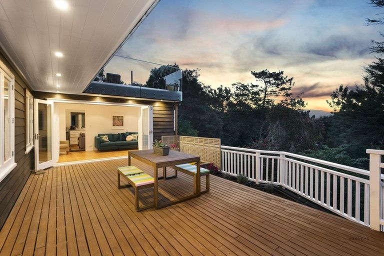Photo of property in 264 Glengarry Road, Glen Eden, Auckland, 0602