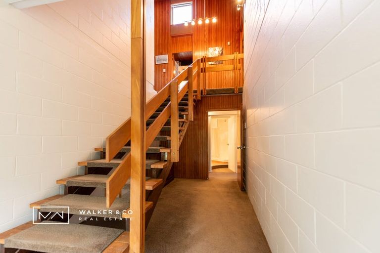 Photo of property in 41 Fendalton Crescent, Pinehaven, Upper Hutt, 5019