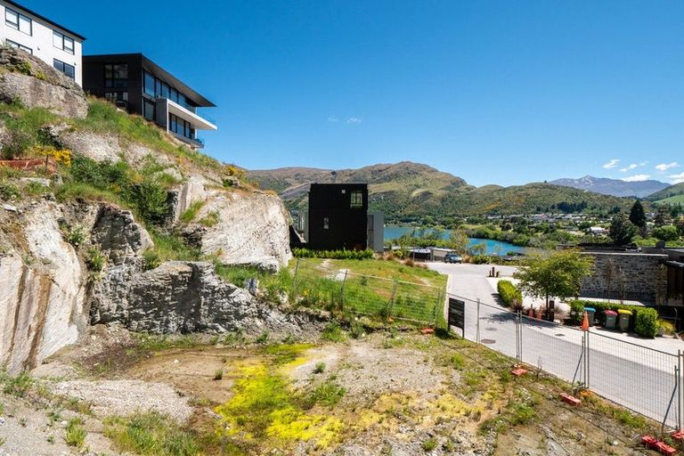 Photo of property in 14 Old Homestead Place, Kawarau Falls, Queenstown, 9300