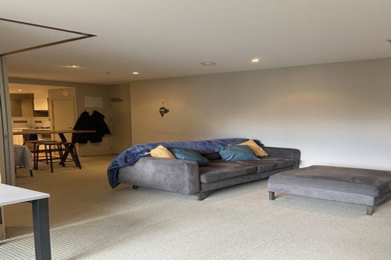 Photo of property in Trinity Apartments, 409/19 College Street, Te Aro, Wellington, 6011