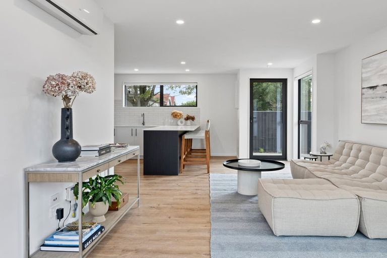 Photo of property in 6/654 Gloucester Street, Linwood, Christchurch, 8062