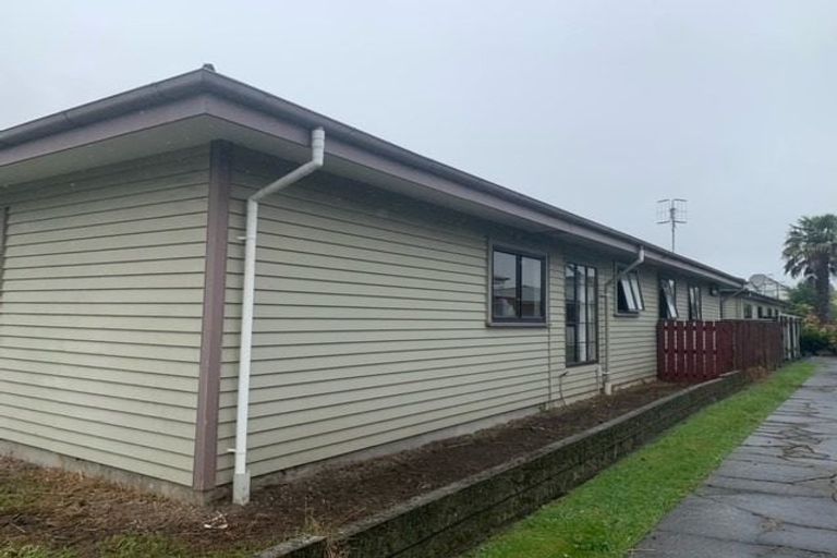 Photo of property in 148 Gloucester Street, Taradale, Napier, 4112