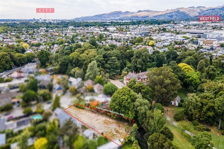 Photo of property in 8 Girvan Street, Fendalton, Christchurch, 8041