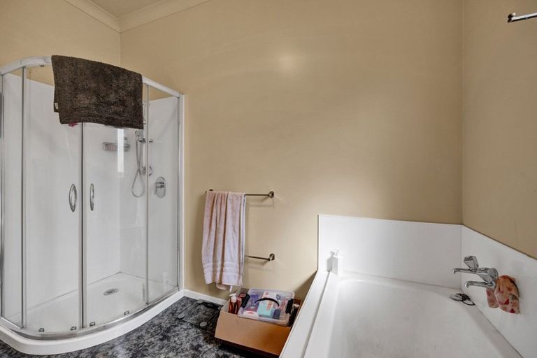 Photo of property in 30 Cloten Road, Stratford, 4332