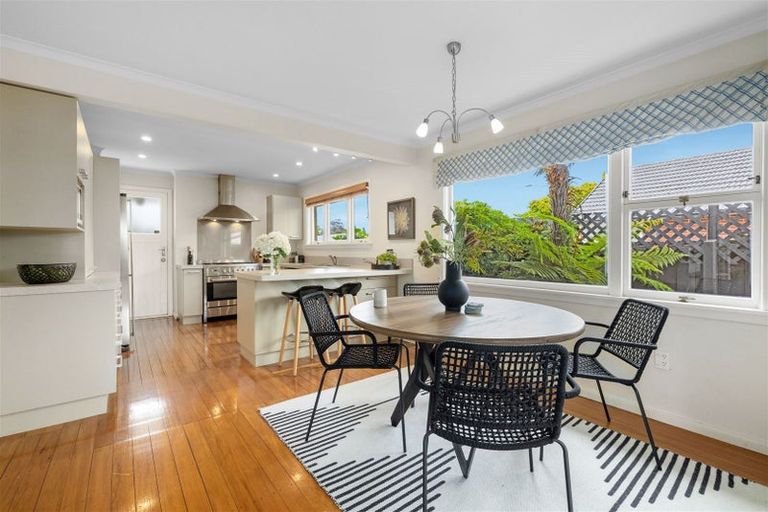 Photo of property in 89 Grahams Road, Burnside, Christchurch, 8041