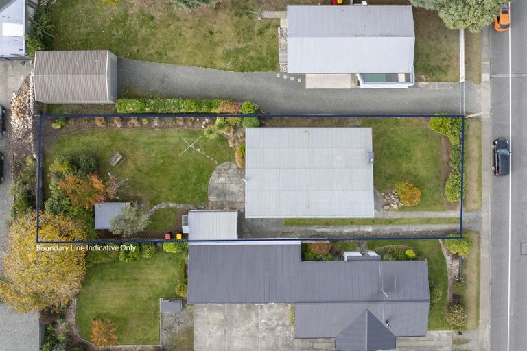Photo of property in 16 Bligh Street, Te Anau, 9600