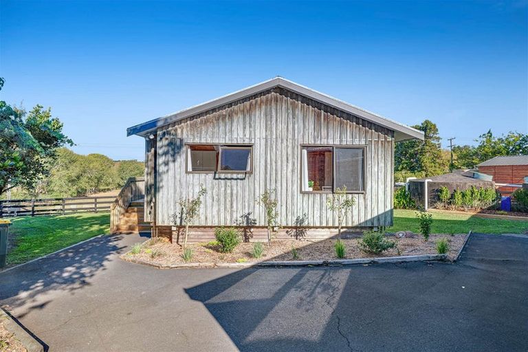 Photo of property in 346 Ireland Road, Waitoki, Kaukapakapa, 0871