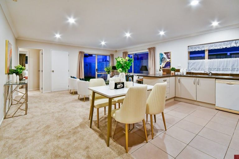 Photo of property in 30 Birchlands Road, Flat Bush, Auckland, 2019