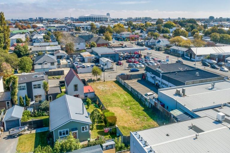 Photo of property in 102 Grafton Street, Waltham, Christchurch, 8011