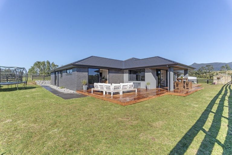 Photo of property in 188 Maude Road, Kaimiro, New Plymouth, 4371