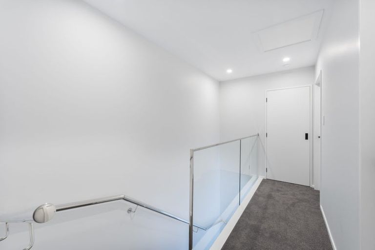 Photo of property in 35 Puhikawa Street, Massey, 0614