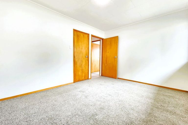 Photo of property in 7 Garton Drive, Massey, Auckland, 0614