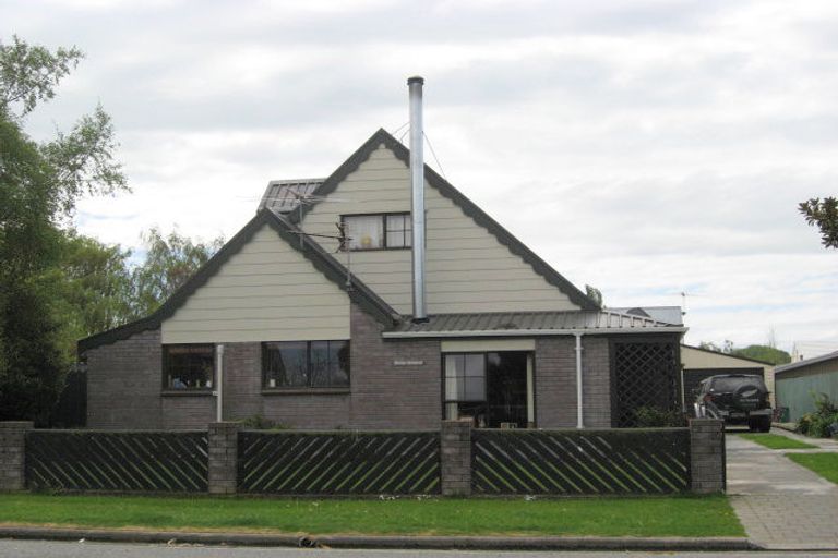 Photo of property in 56 Gladstone Road, Woodend, 7610