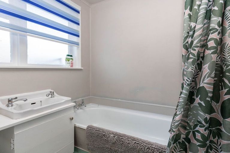 Photo of property in 96 Hall Street, Cobden, Greymouth, 7802