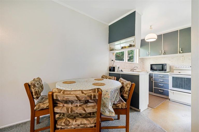 Photo of property in 2/375 Pakuranga Road, Pakuranga Heights, Auckland, 2010