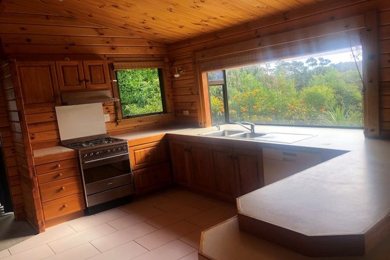 Photo of property in 7 Traffic Road, Greenhithe, Auckland, 0632